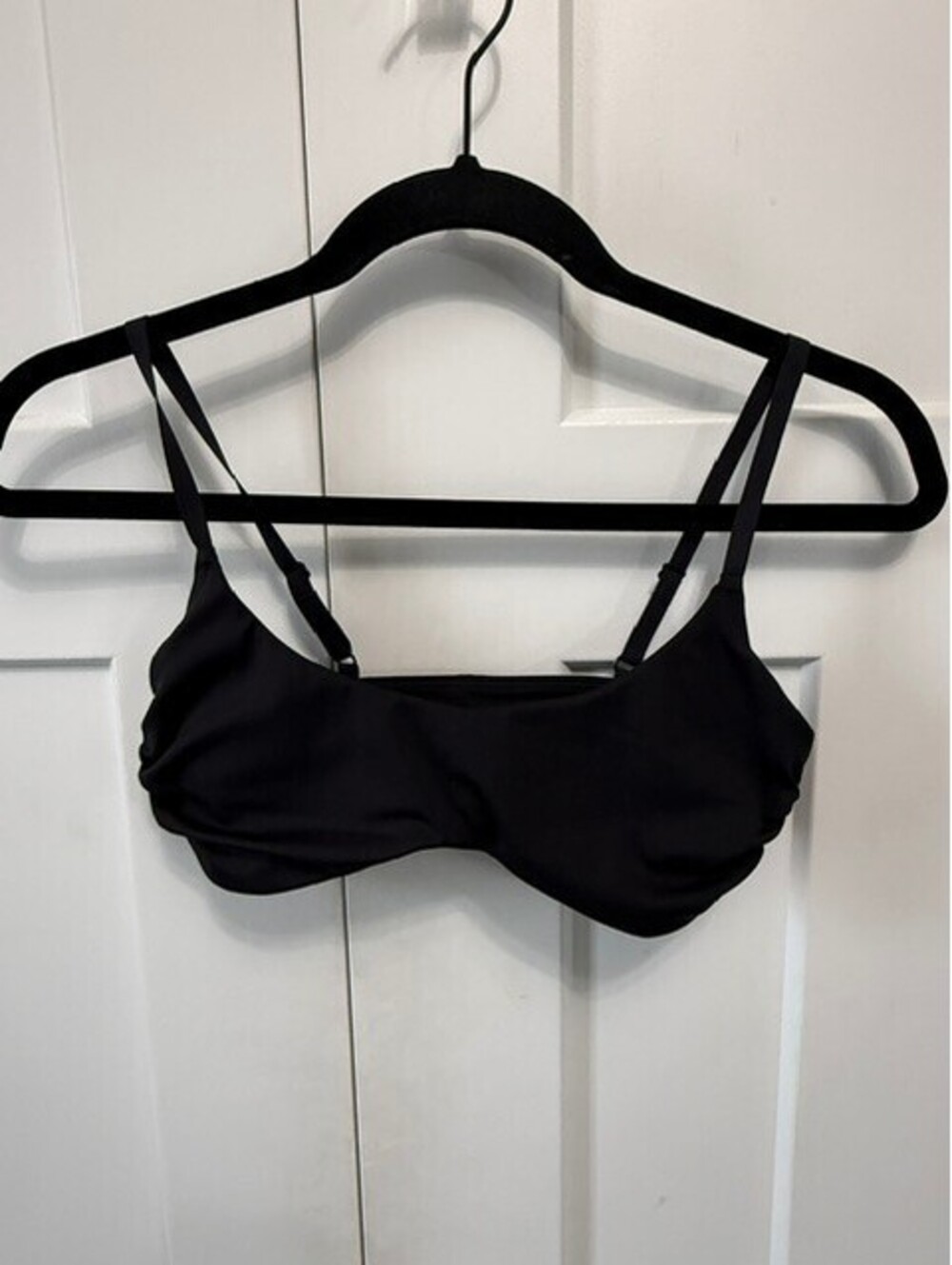 NWT Gymshark flutter micro sports bra in black size small